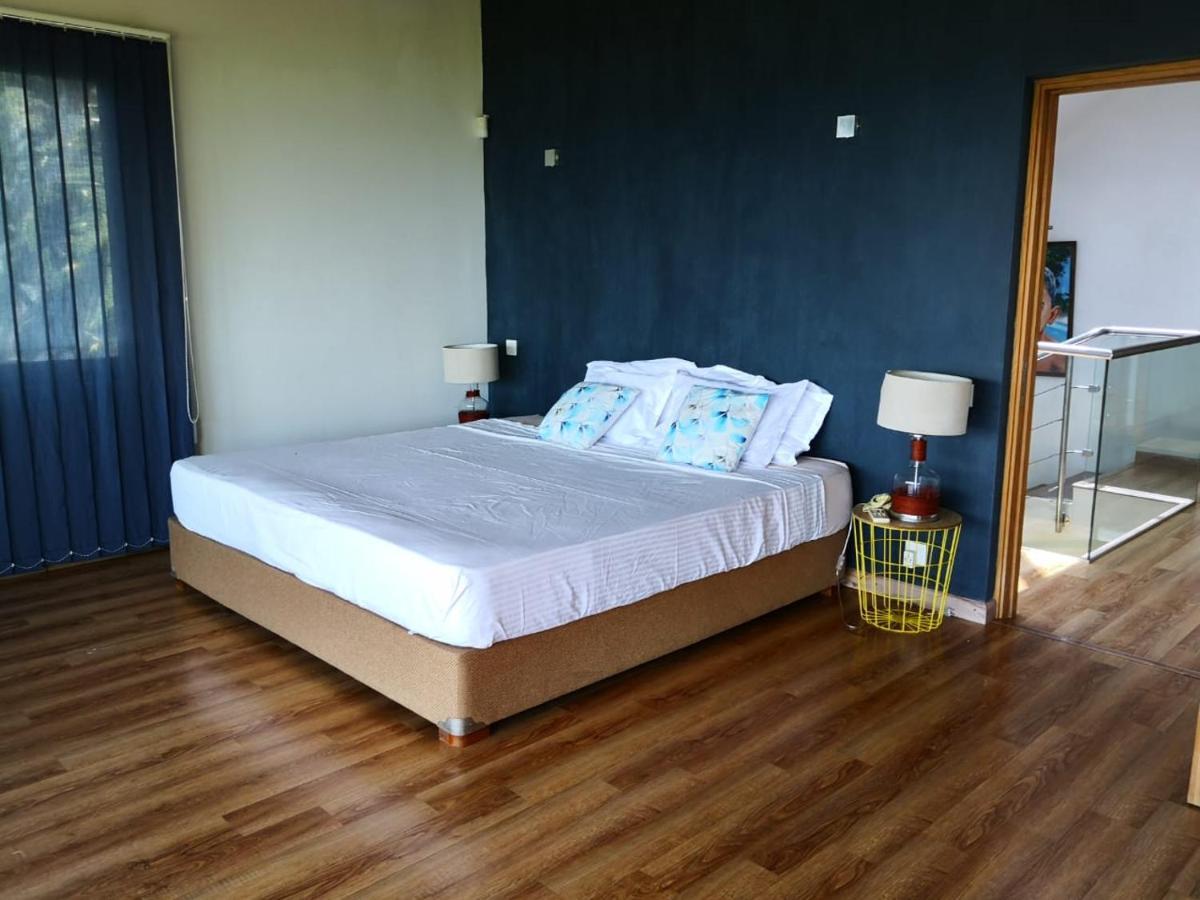 Keha Properties Flic en Flac Экстерьер фото